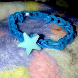 Loom band blue style bracelet